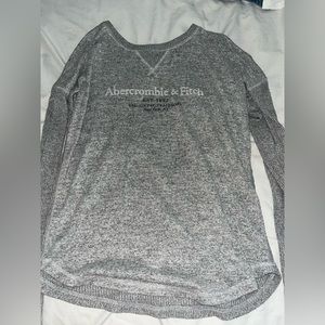 Abercrombie & fitch grey long sleeve
